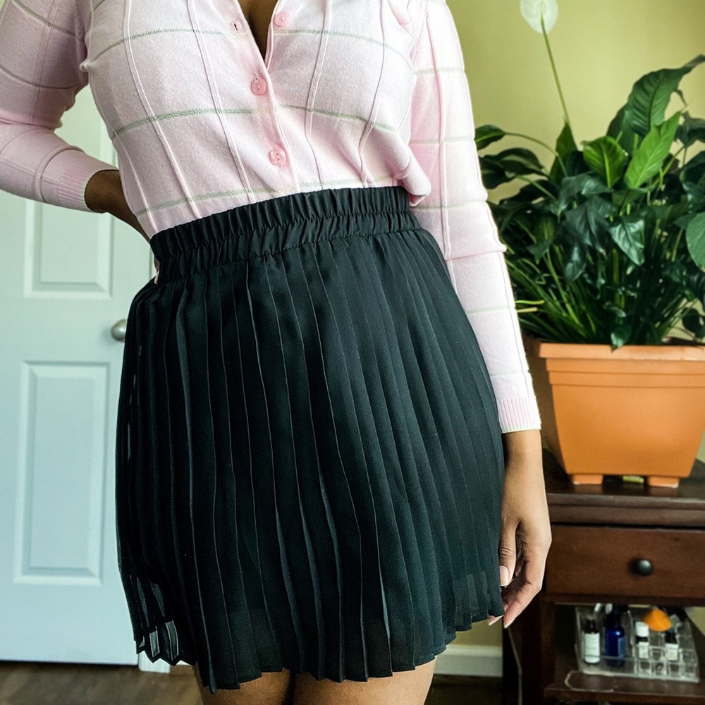Necessary Objects Pleated Skirt -Size M